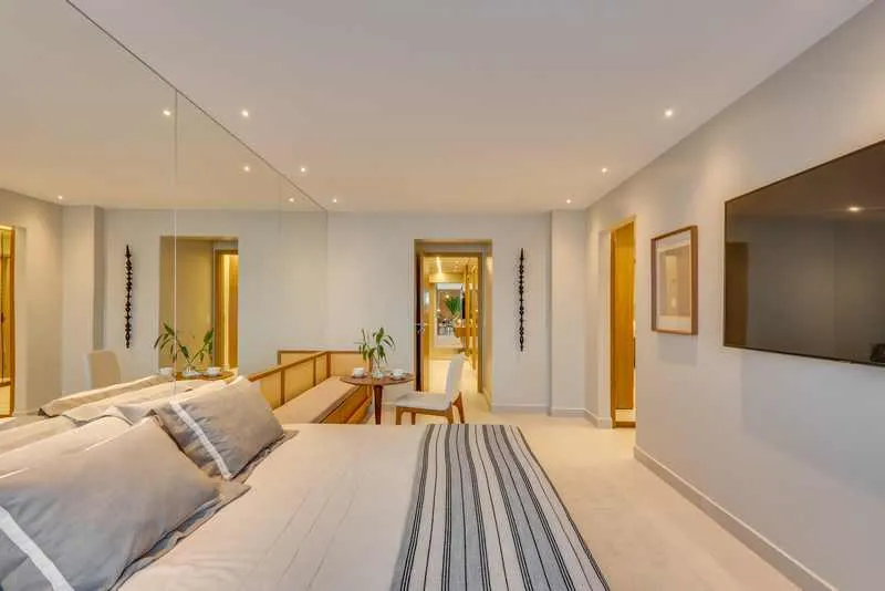 Exclusividade e Design: Opus Penthouse Decorado de 268,81 m² no Marista!